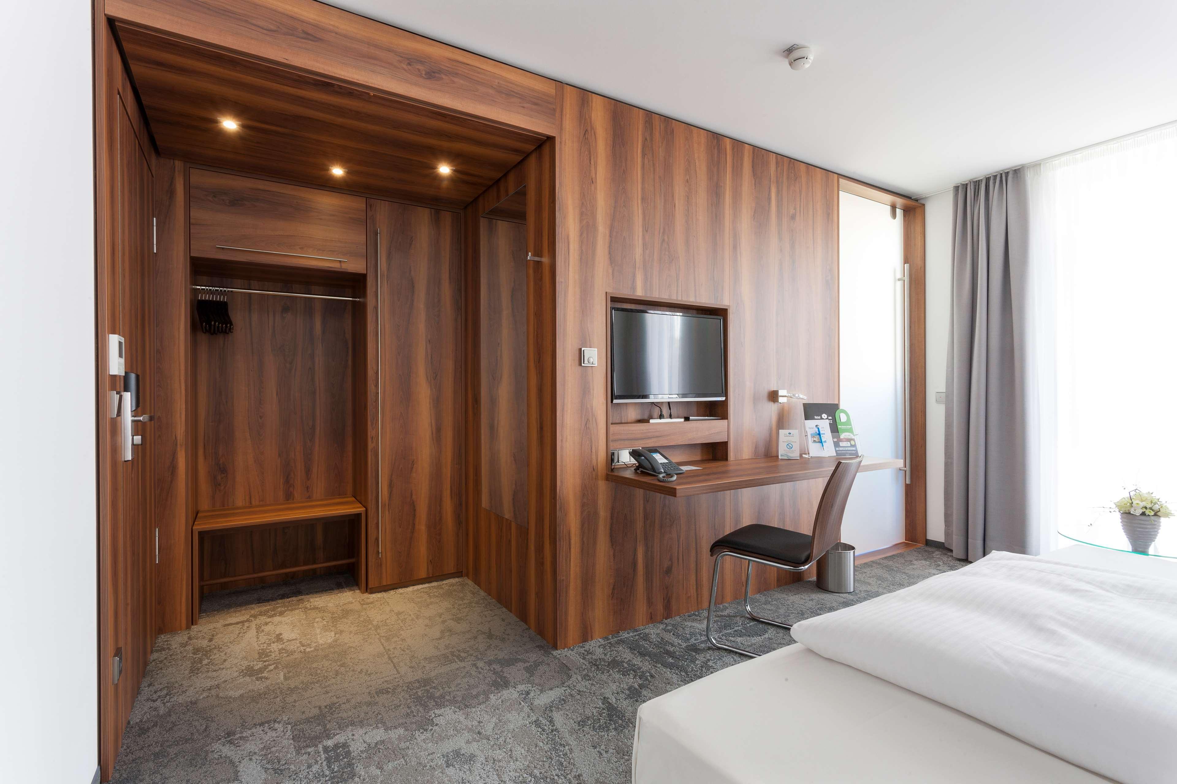 Best Western Hotel Am Europaplatz Königsbrunn Eksteriør bilde