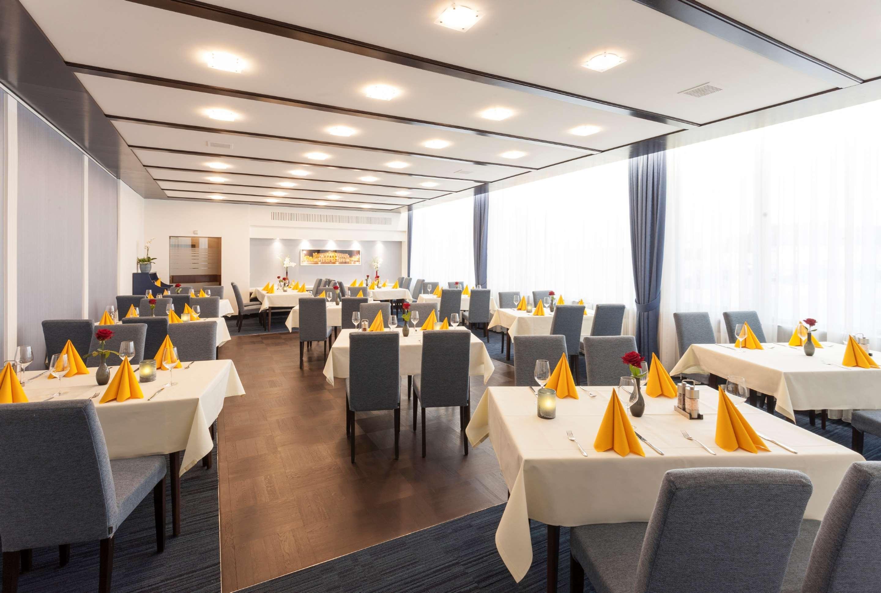 Best Western Hotel Am Europaplatz Königsbrunn Eksteriør bilde