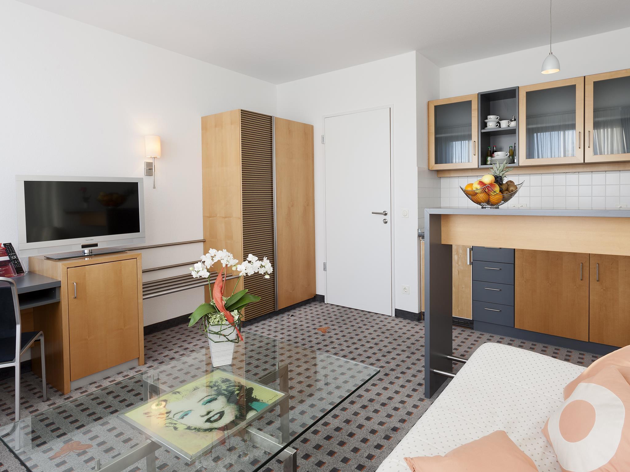 Best Western Hotel Am Europaplatz Königsbrunn Eksteriør bilde