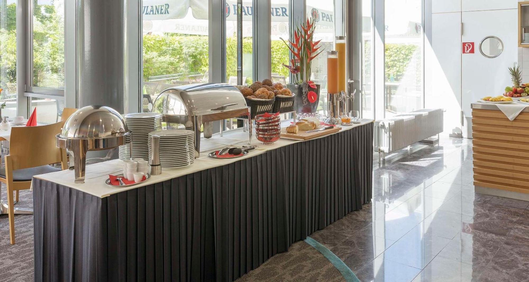 Best Western Hotel Am Europaplatz Königsbrunn Eksteriør bilde