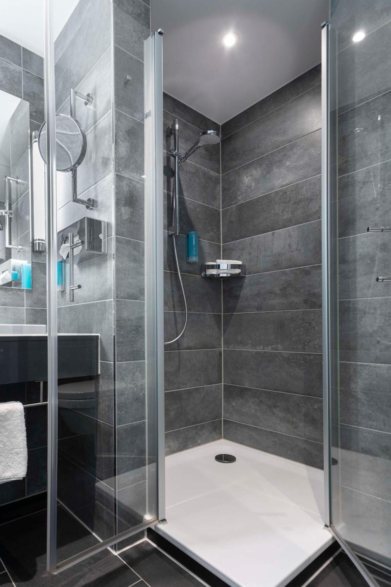 Best Western Hotel Am Europaplatz Königsbrunn Eksteriør bilde